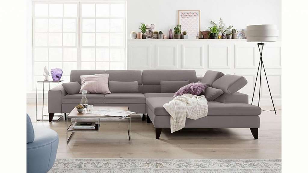 GALLERY M Ecksofa »Felicia«, mit Holzfuß, wahlweise mit manuellem oder motorischem Sitzvorzug