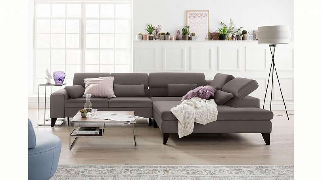 GALLERY M Ecksofa »Felicia«, mit Holzfuß, wahlweise mit manuellem oder motorischem Sitzvorzug