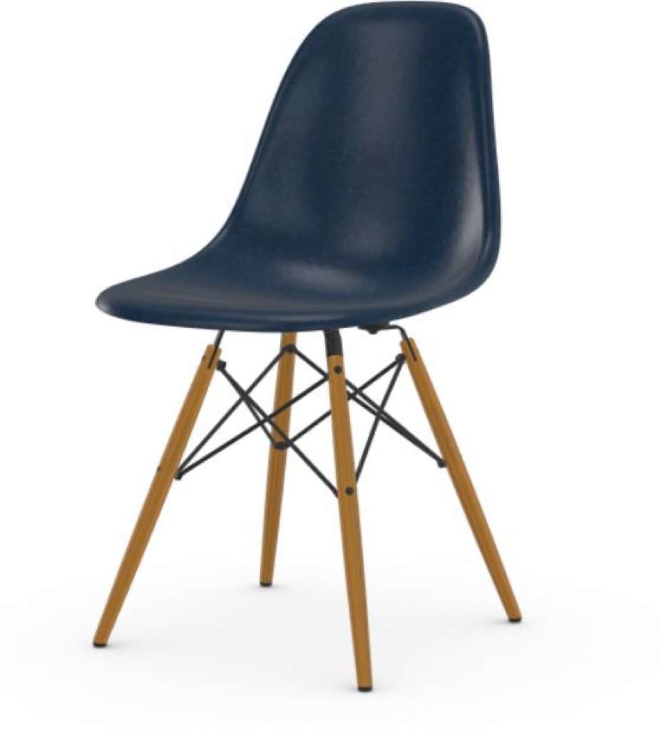 Vitra - Eames Fiberglass Side Chair DSW, Gestell Esche honigfarben, 05Filzgleiter Hartboden - 02 Eames Navy Blue - indoor