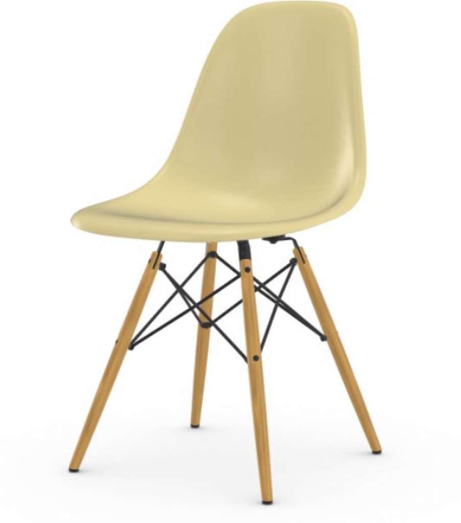 Vitra - Eames Fiberglass Side Chair DSW, Gestell Ahorn gelblich, 05Filzgleiter Hartboden - 01 Eames Parchment - indoor