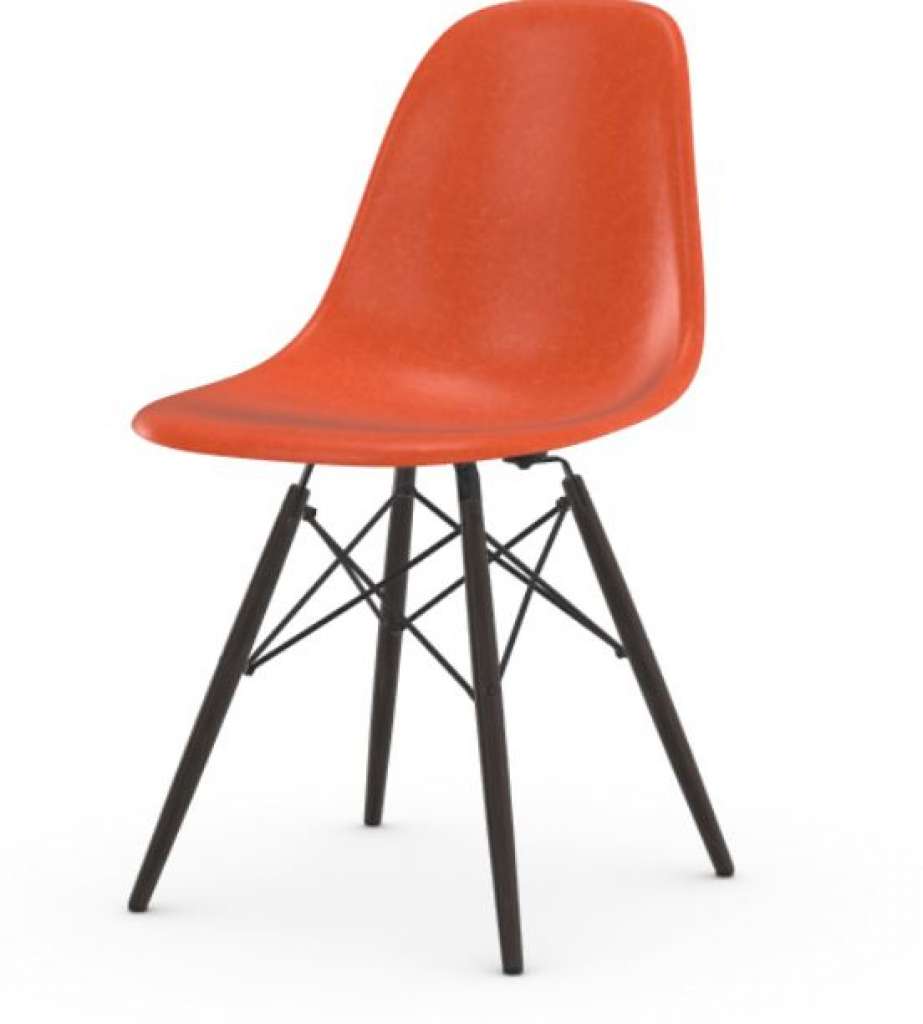 Vitra - Eames Fiberglass Side Chair DSW, Gestell Ahorn schwarz, 05Filzgleiter Hartboden - 03 Eames Red Orange - indoor