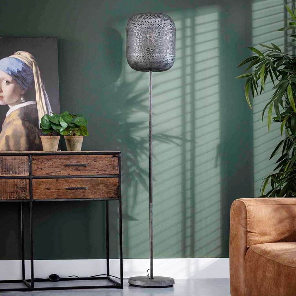 Stehlampe in Altsilberfarben Industriedesign