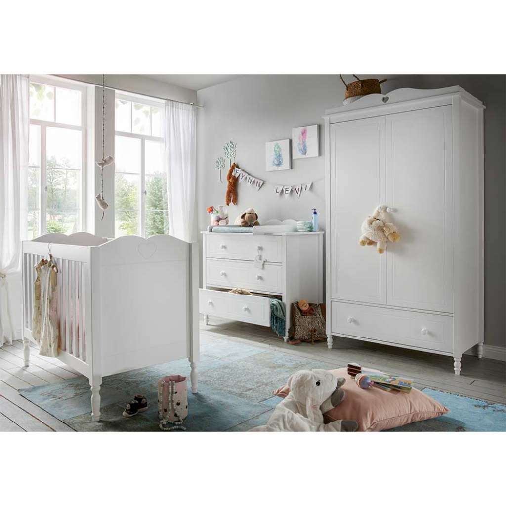Babyzimmer Set in Weiß Herz Motiven verziert (3-teilig)