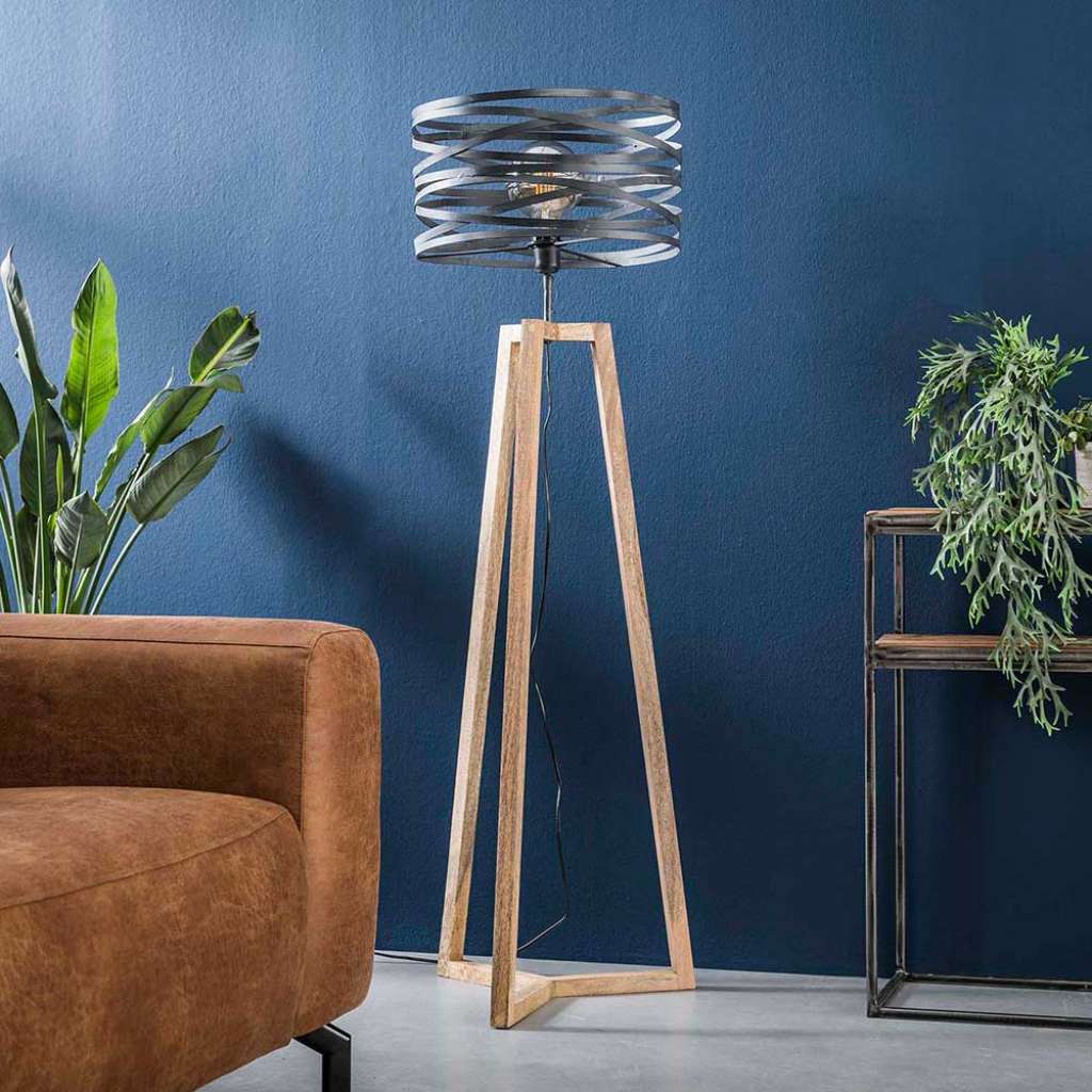 Stehlampe aus Massivholz und Metall Industriedesign