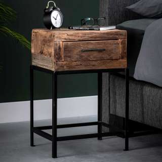 Nachttisch aus Recyclingholz und Metall Industriedesign