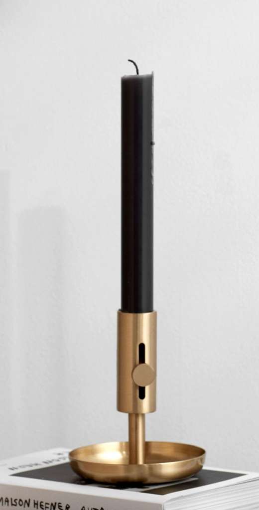 Northern - Granny Kerzenhalter H11,6 - messing - indoor