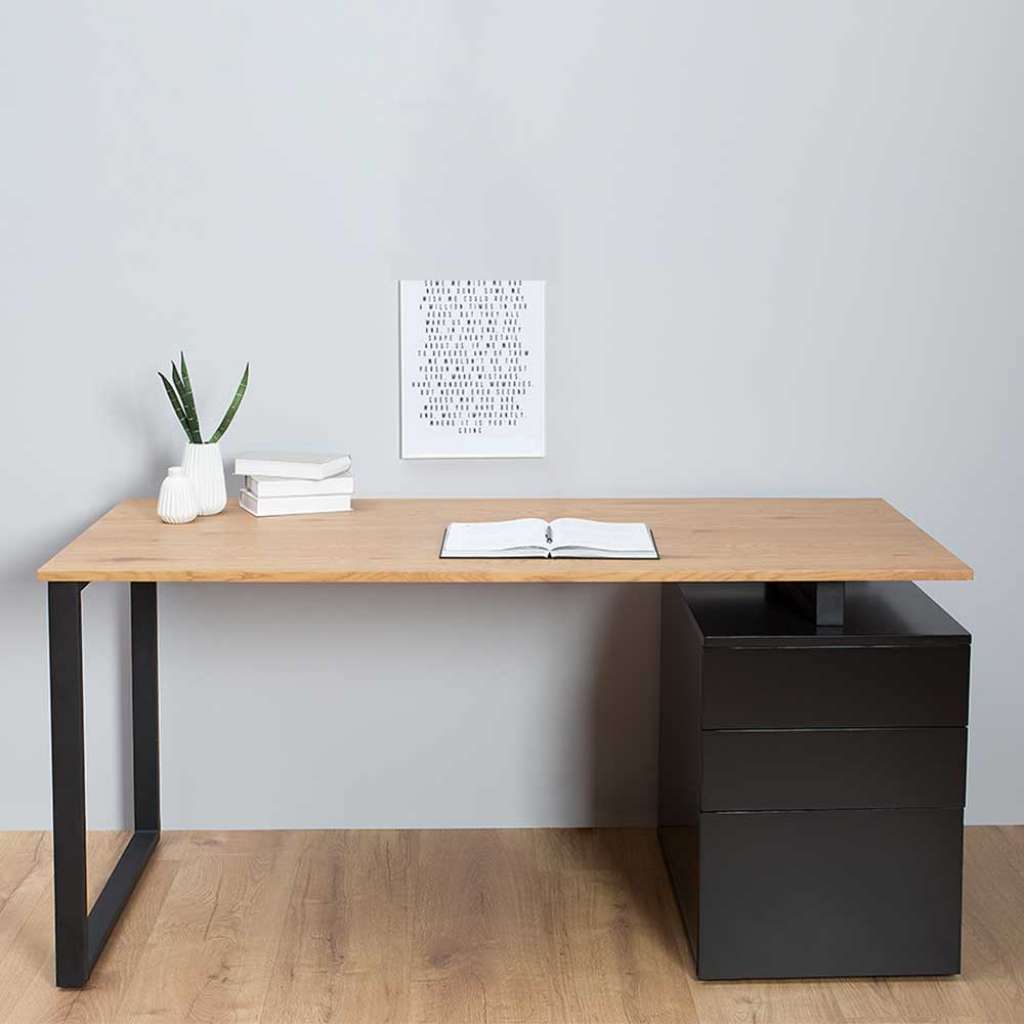 Büroschreibtisch in Schwarz und Eiche Optik drei Schubladen