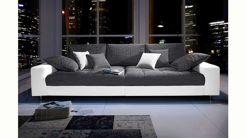 Nova Via Big-Sofa, wahlweise mit Kaltschaum (140kg Belastung/Sitz) und RGB-LED-Beleuchtung