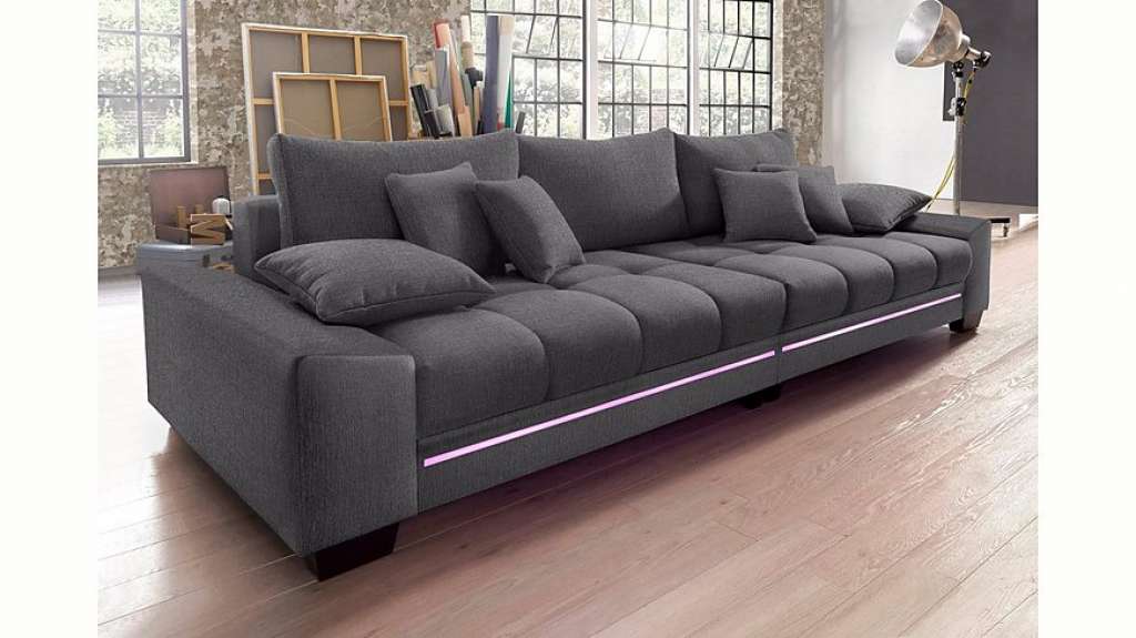 Nova Via Big-Sofa, wahlweise mit Kaltschaum (140kg Belastung/Sitz), mit RGB-LED-Beleuchtung und Bluetooth-Soundsystem
