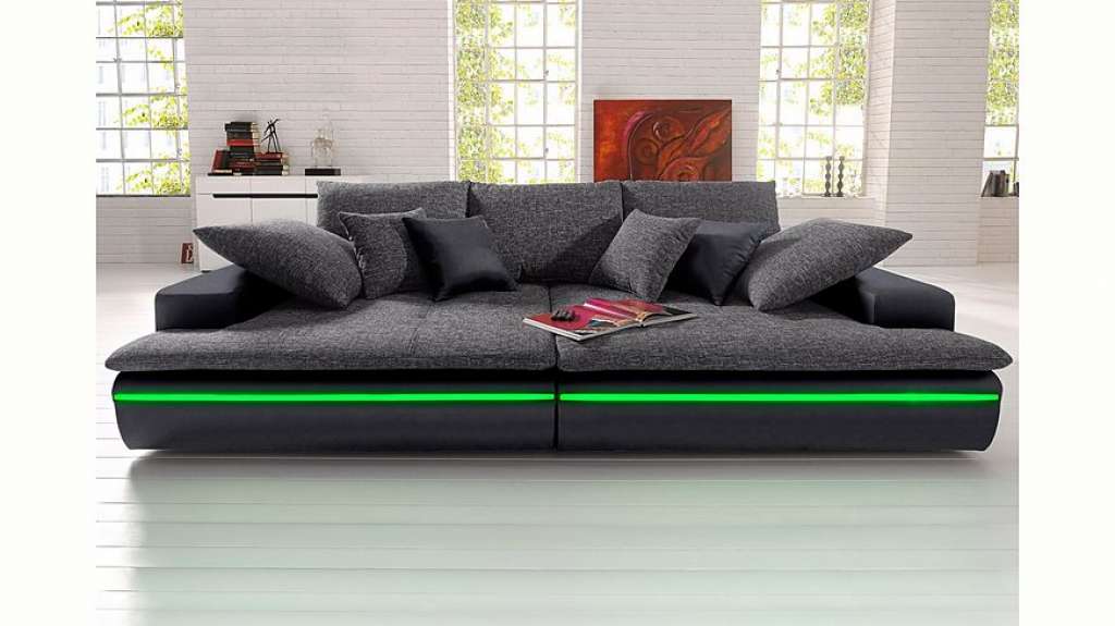 Nova Via Big-Sofa, wahlweise mit Kaltschaum (140kg Belastung/Sitz) und RGB-LED-Beleuchtung