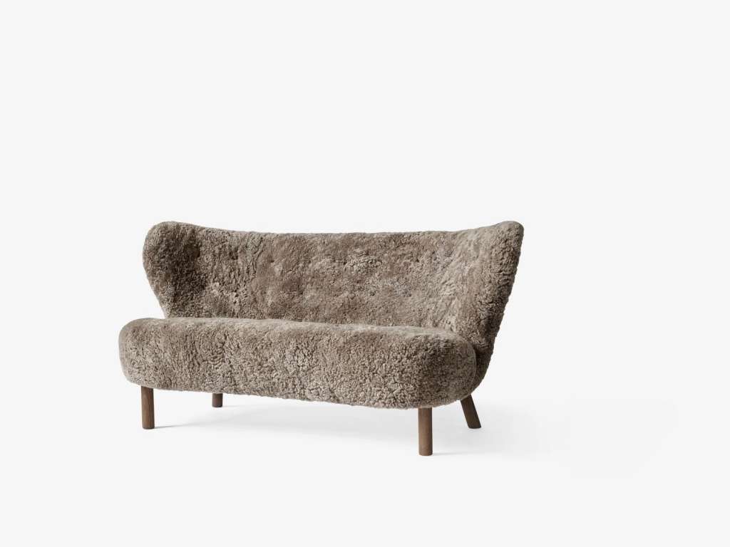andTRADITION - Little Petra VB2 Sofa - Sheepskin Sahara - Gestell Walnut - indoor