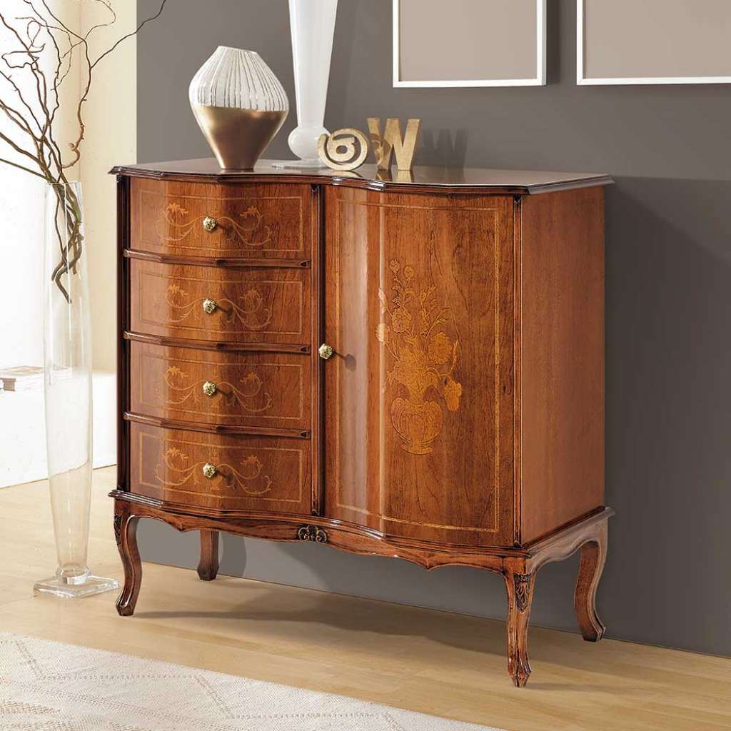 Garderobenkommode in Nussbaumfarben Barockstil