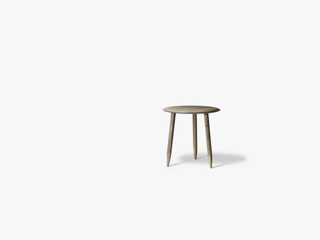 andTRADITION - Hoof Beistelltisch - Smoked Oiled Oak - Ø50 cm - indoor