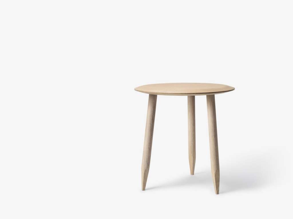 andTRADITION - Hoof Beistelltisch - White oiled Oak - Ø50 cm - indoor