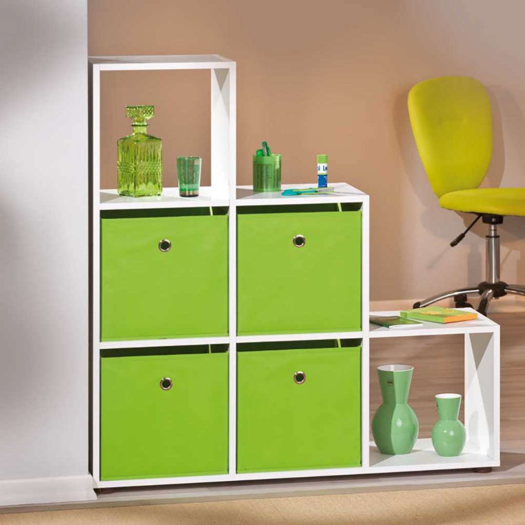 Regal in Treppenform hellgrünen Boxen