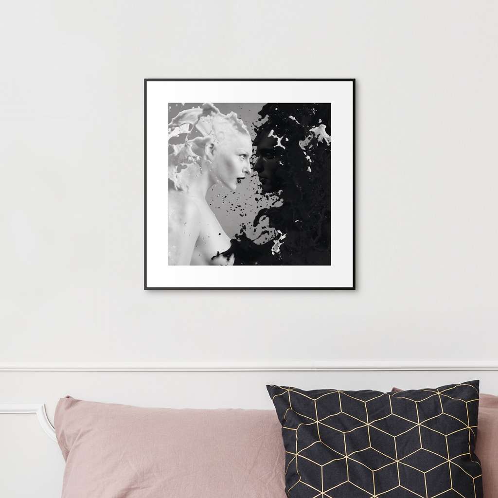 home24 Bild mit zwei Frauen