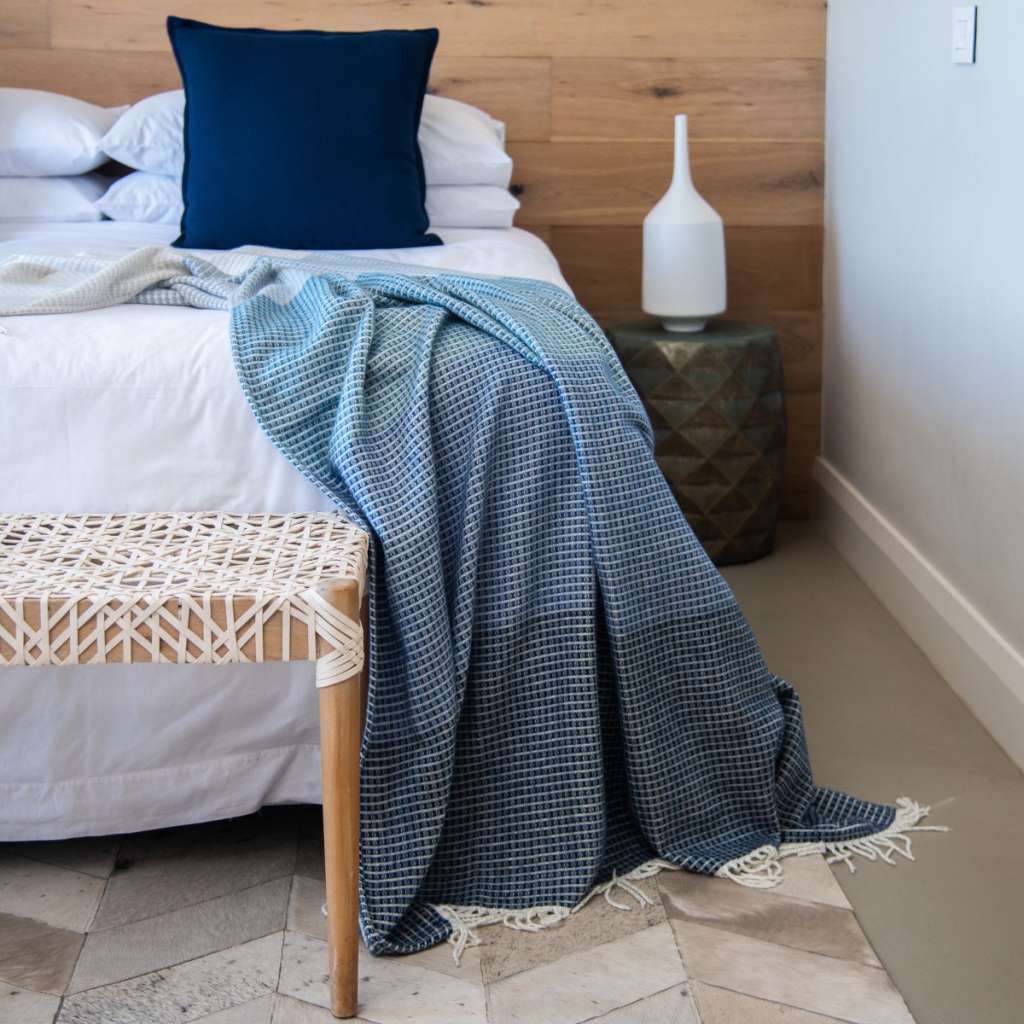 home24 Plaid Lyric