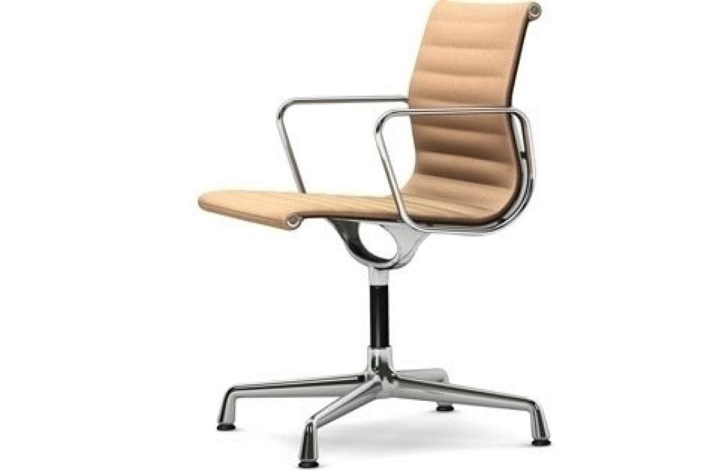 Vitra - Aluminium Chair - EA 104 - 88 cognac elfenbein - indoor