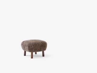 andTRADITION - Little Petra Pouf - Sheepskin Sahara - Gestell Walnut - indoor