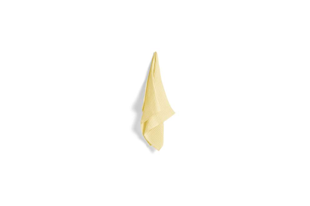 HAY - Giant Waffle Handtuch - soft yellow - S - indoor