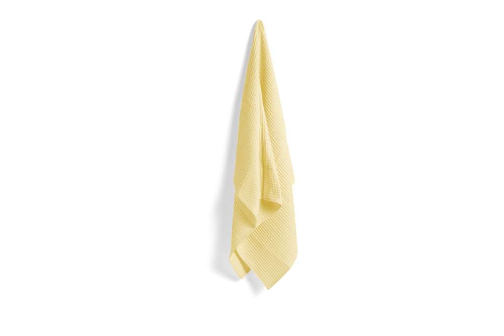 HAY - Giant Waffle Handtuch - soft yellow - L - indoor