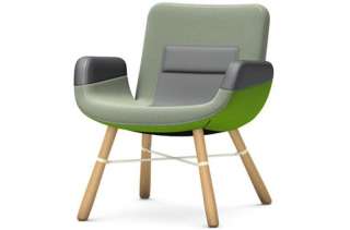 Vitra - East River Chair Sessel - grün, Eiche natur - indoor