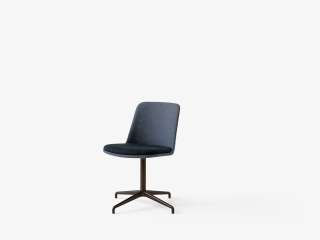 andTRADITION - HW 20 Stuhl - Sunniva 1079/Helia 933 - bronzed - indoor