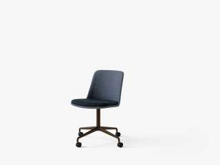 andTRADITION - HW 25 Stuhl - Sunniva 1079/Helia 933 - bronzed - indoor