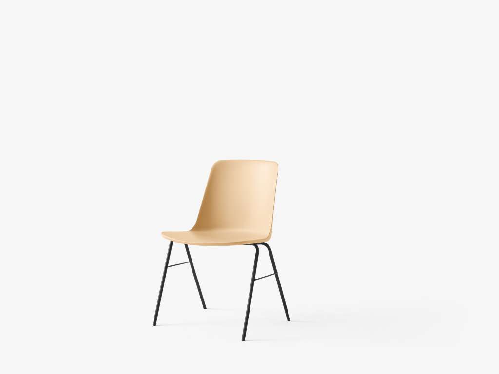 andTRADITION - HW 26 Stuhl - beige - black - indoor