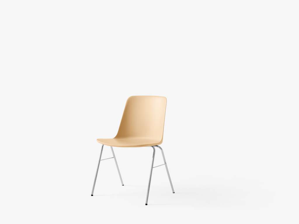 andTRADITION - HW 26 Stuhl - beige - verchromt - indoor