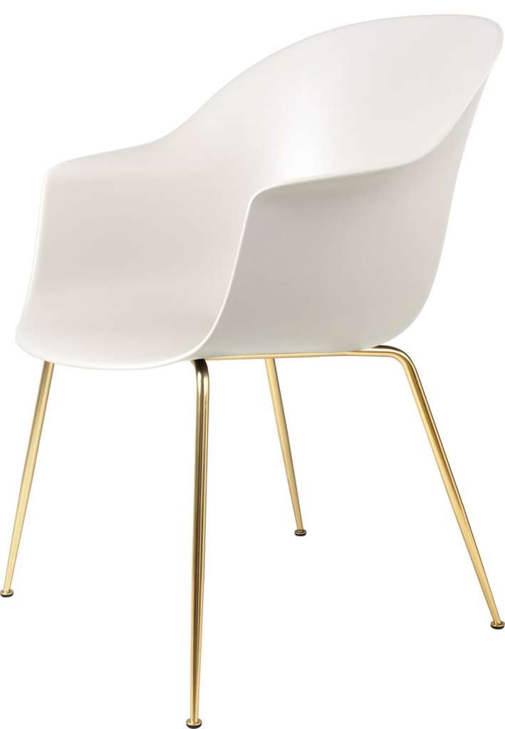 Gubi - Bat Dining Stuhl - Gestell brass semi matt - alabaster white - Kunststoffgleiter - indoor