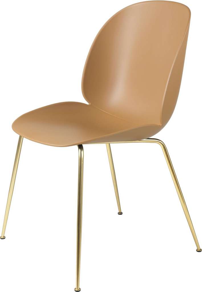Gubi - Beetle Dining Stuhl - Gestell Messing - amber brown - Kunststoffgleiter - indoor