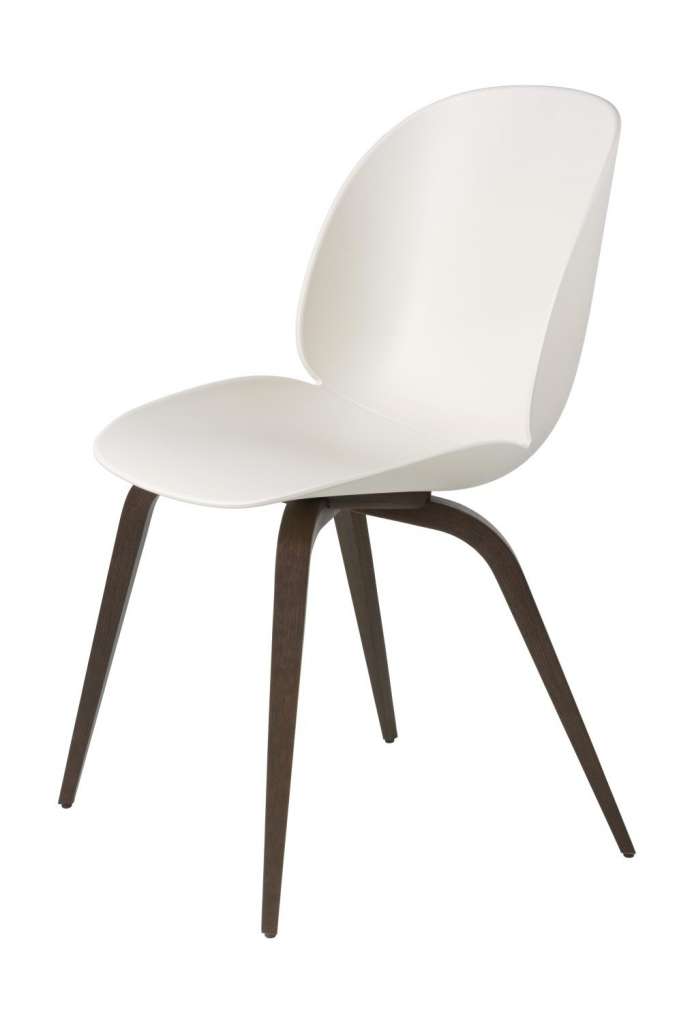 Gubi - Beetle Dining Stuhl - alabaster white - Gestell geräucherte Eiche - indoor