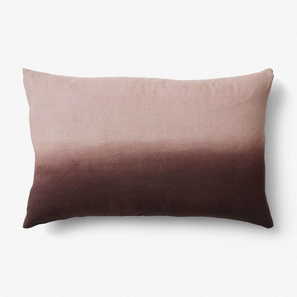 andTRADITION - &Tradition Collect Indigo Kissen - Cloud&Burgun/Linen. Indigo.  - 50 x 80 cm - indoor