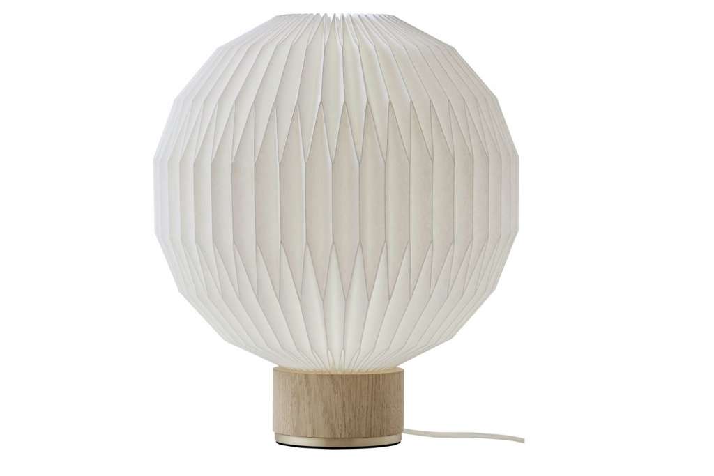 Le Klint - Model 375 Tischleuchte - M - indoor