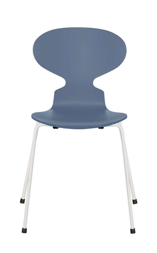 Fritz Hansen - Ant Stuhl - dusk blue  - gefärbte Esche - Chrom Gestell - indoor