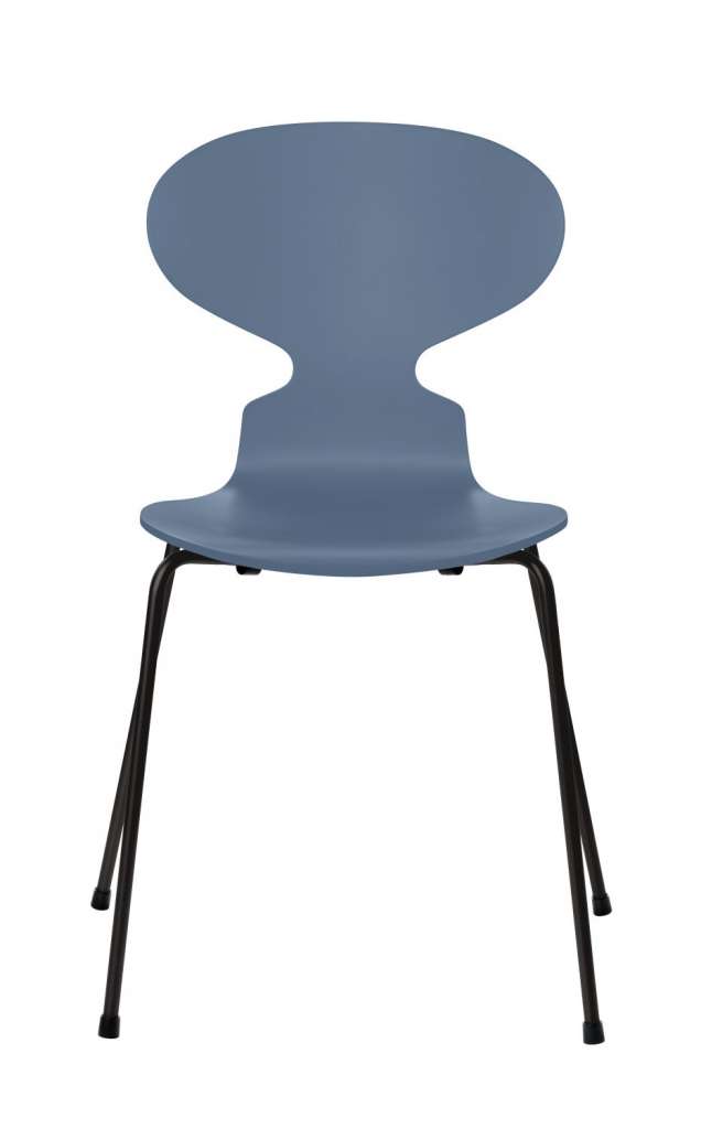 Fritz Hansen - Ant Stuhl - dusk blue  - gefärbte Esche - Chrom Gestell - indoor