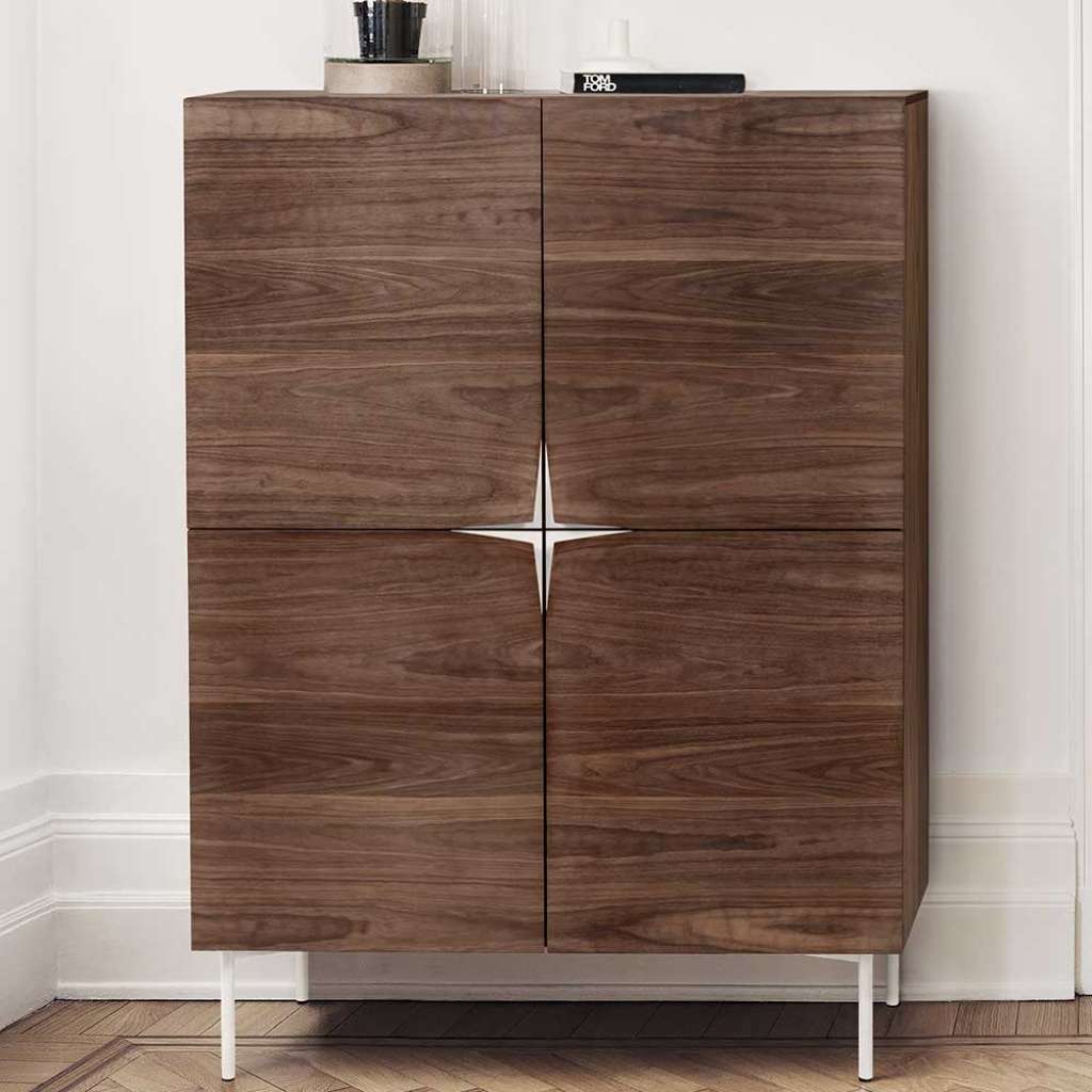 Türen Highboard in Walnussfarben furniert 100 cm breit