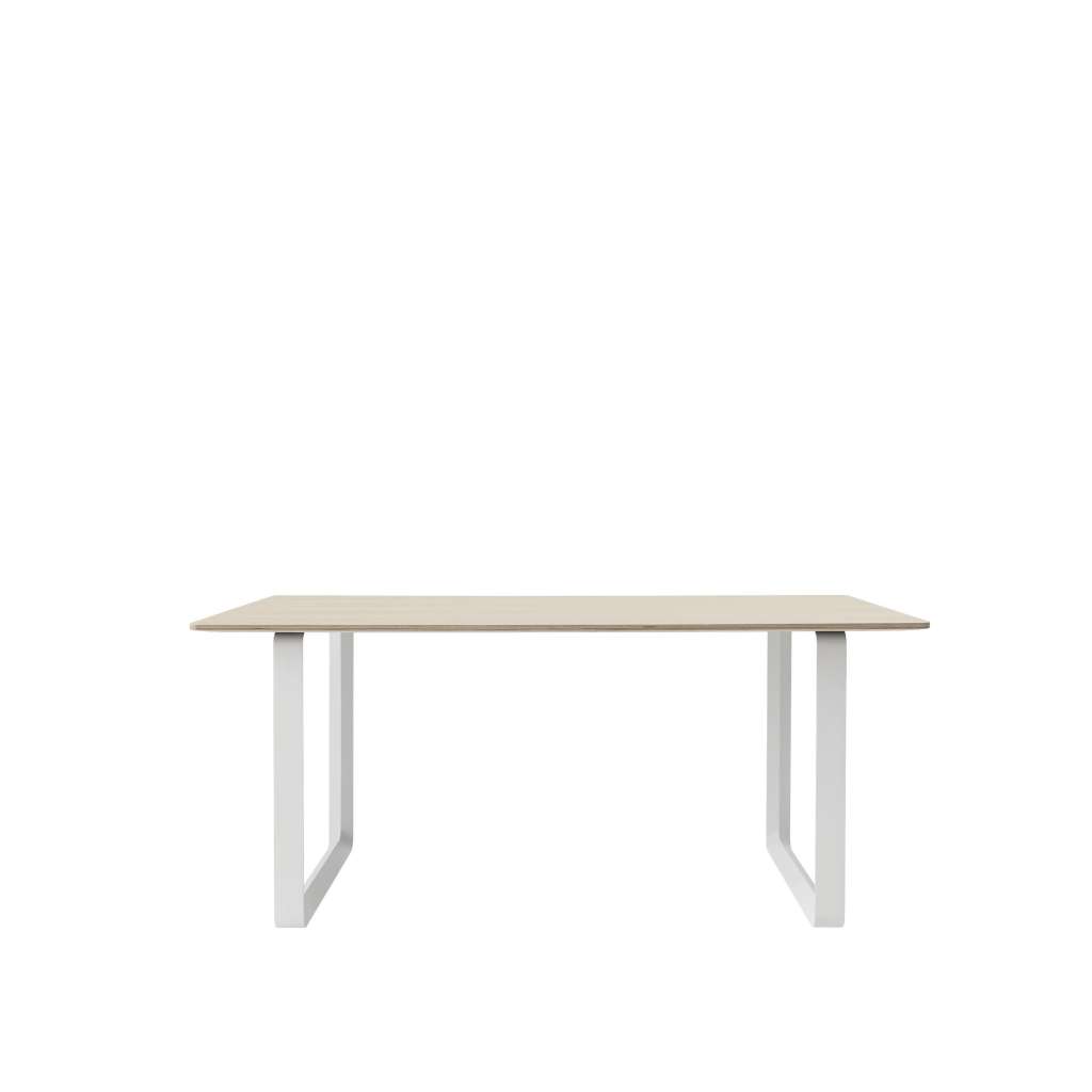 Muuto - 70/70 Tisch S - Platte Eiche, Gestell weiß - indoor