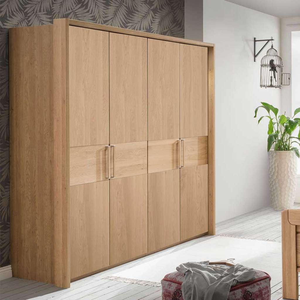 Schlafzimmerschrank aus Eiche teilmassiv 4-türig