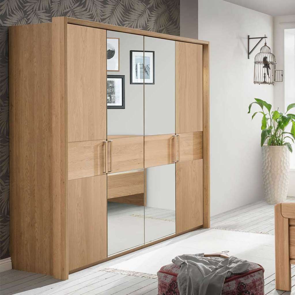 Schlafzimmerschrank aus Eiche teilmassiv Spiegel