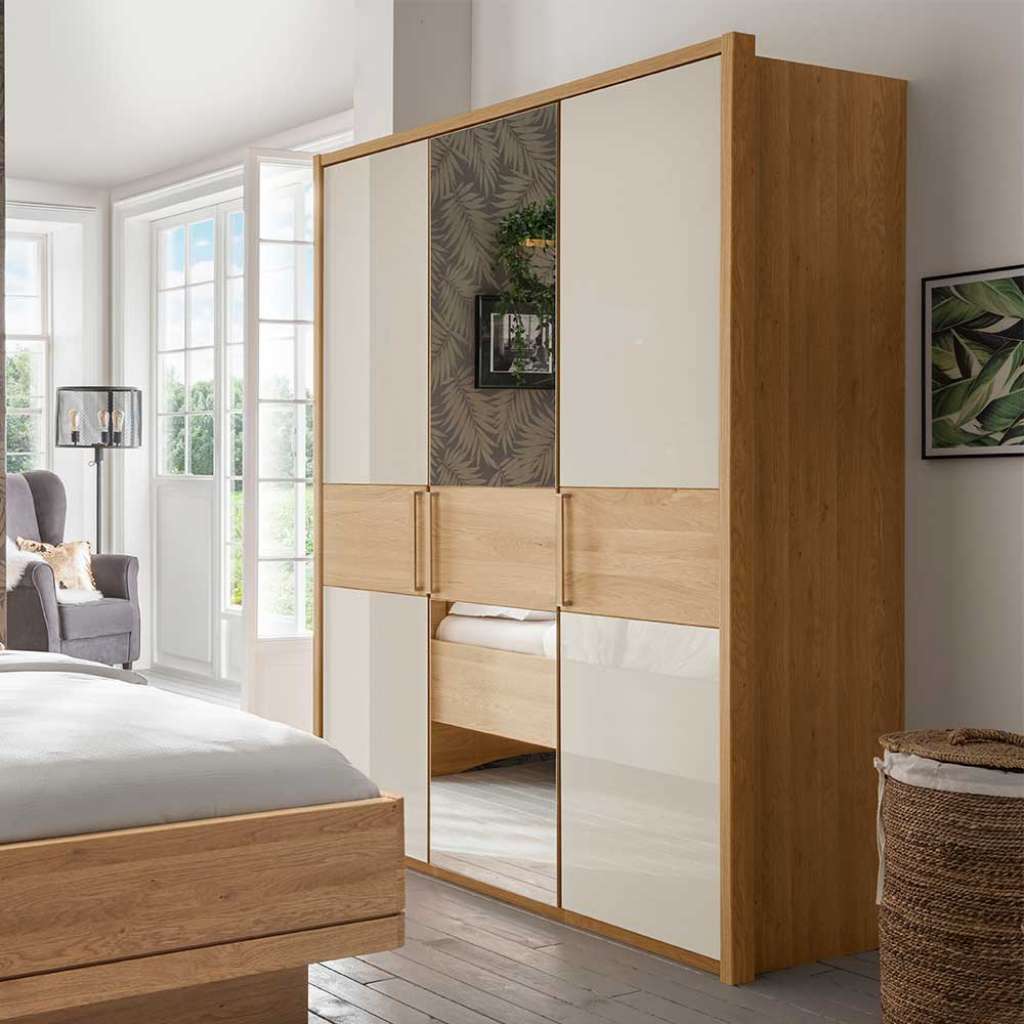 Schlafzimmerschrank in Beige und Eiche teilmassiv Spiegel