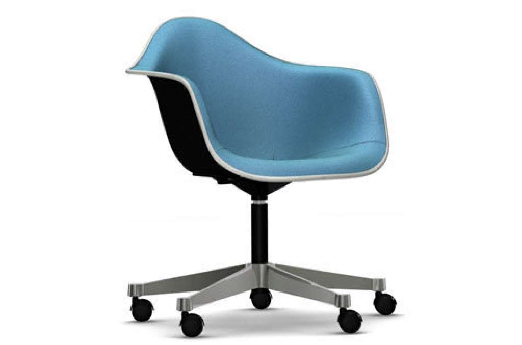 Vitra - Eames Plastic Armchair PACC mit Vollpolster - Schale schwarz, Bezug blau/ elfenbein - Keder weiß - indoor