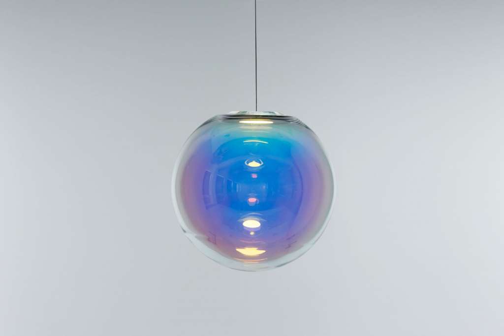 NEO/CRAFT - Iris Globe Pendelleuchte - gold/indigo - indoor
