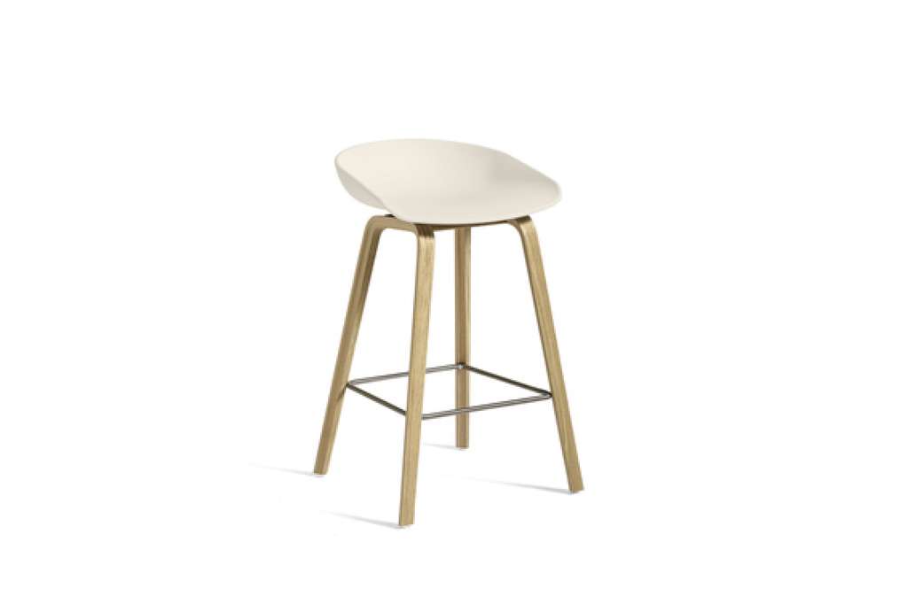 HAY - About a Stool AAS 32 - cream white - 85 cm - waterbased laque - Fußbank schwarz - indoor