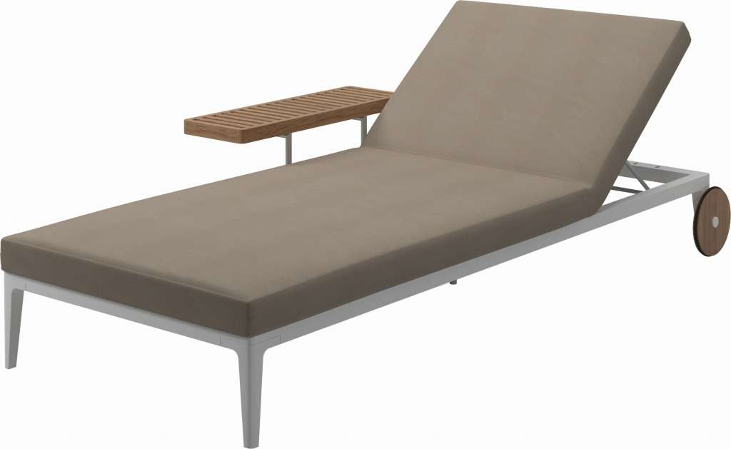 Gloster - Grid Liegestuhl - Gestell: White - Polster: 0147 - Blend Sand - outdoor