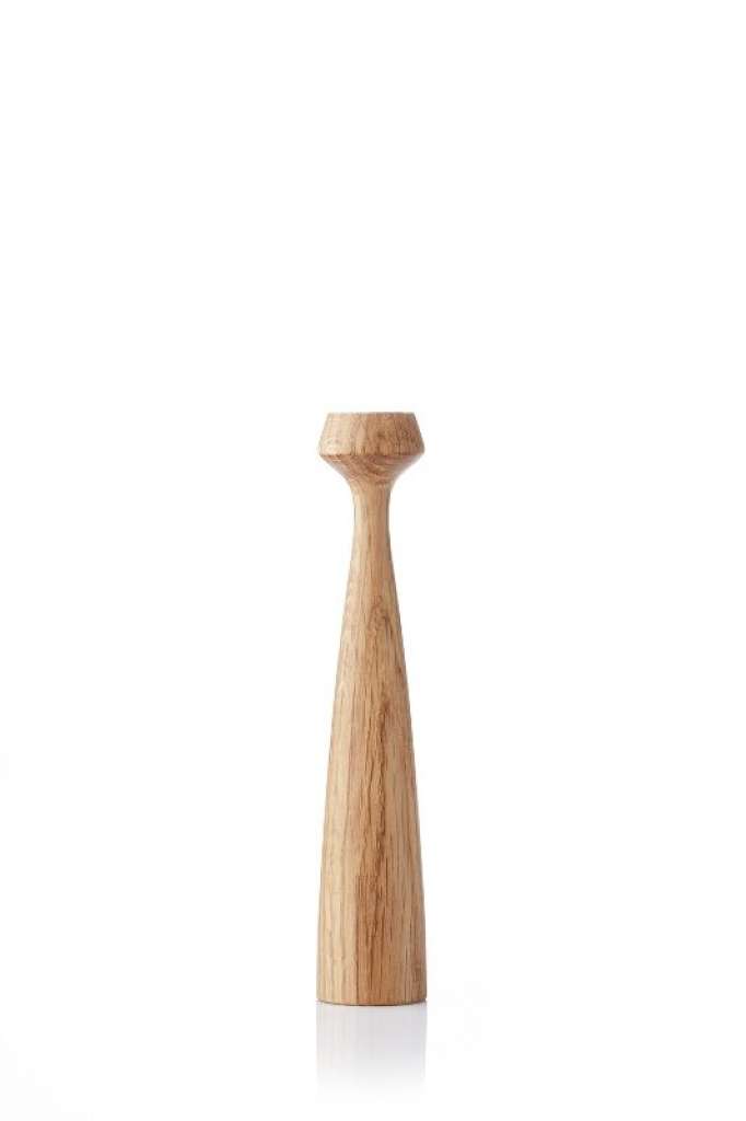 applicata - Lily candleholder -  oiled oak - indoor