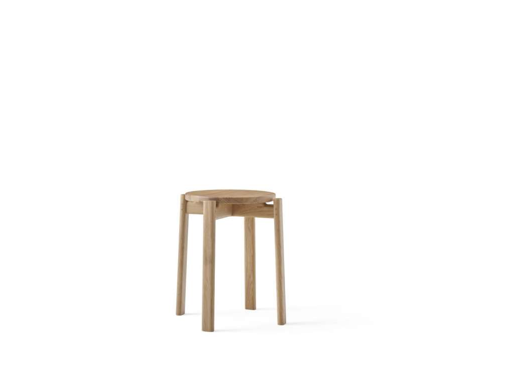 Menu - Passage Hocker - Natural Oak - indoor