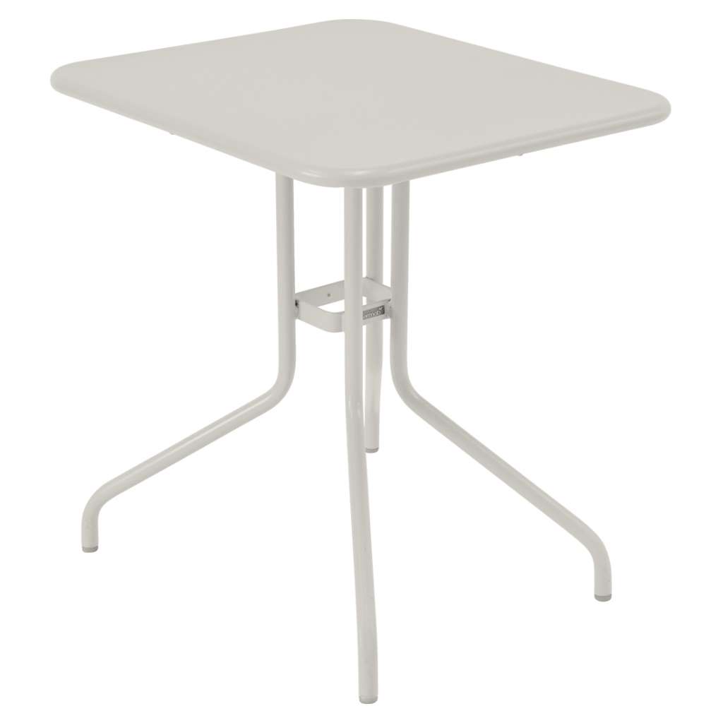 Fermob - Pétale Tisch - A5 Lehmgrau - 60 x 70 cm - outdoor