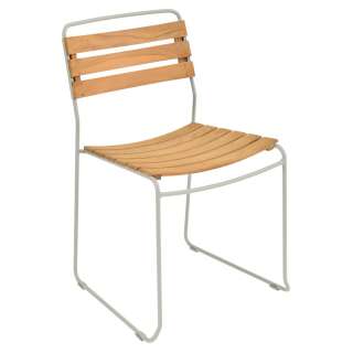 Fermob - Surprising Stuhl Teak  - A5 Lehmgrau - outdoor